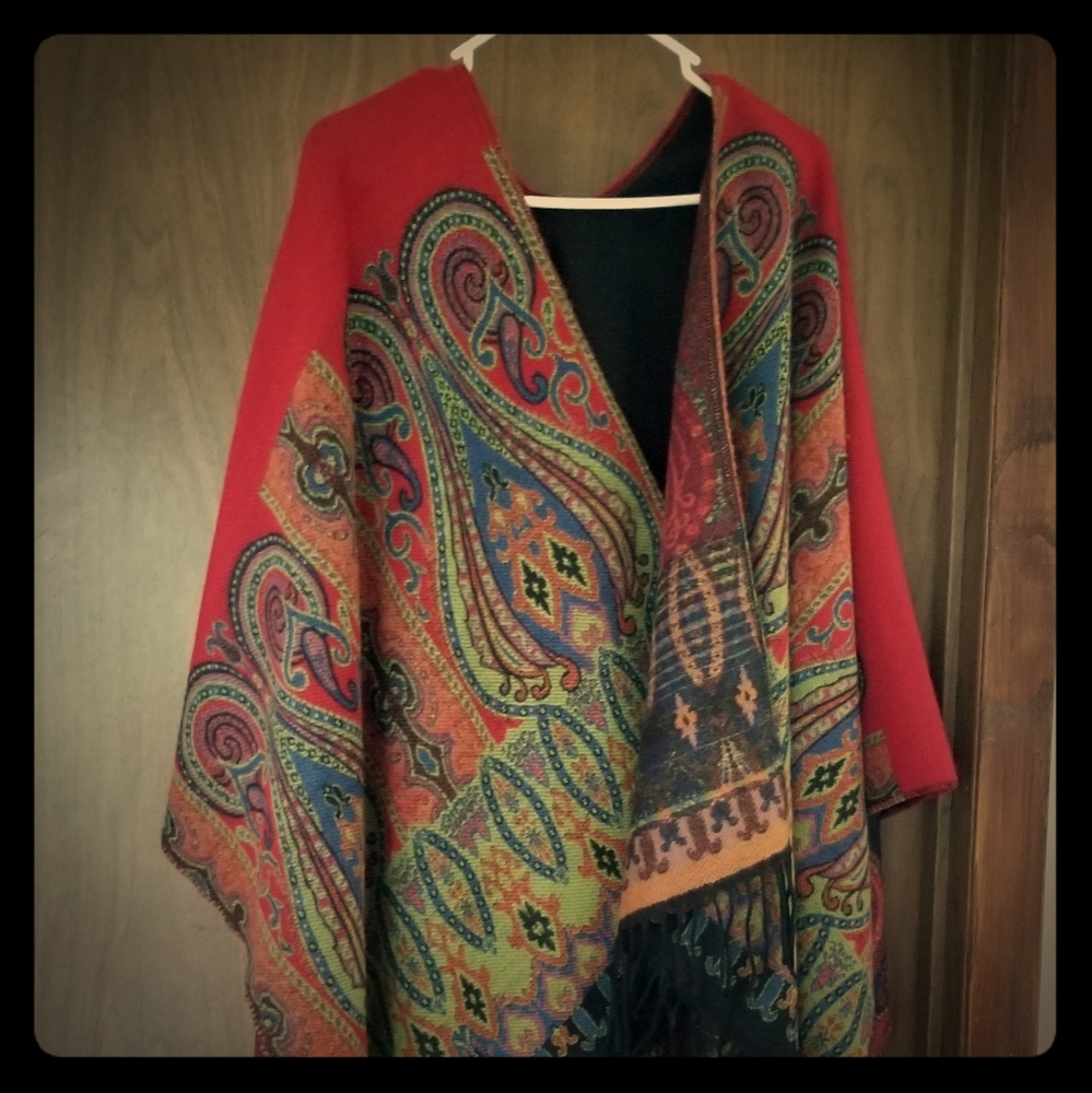 Gorgeous Boutique Wrap/Shawl